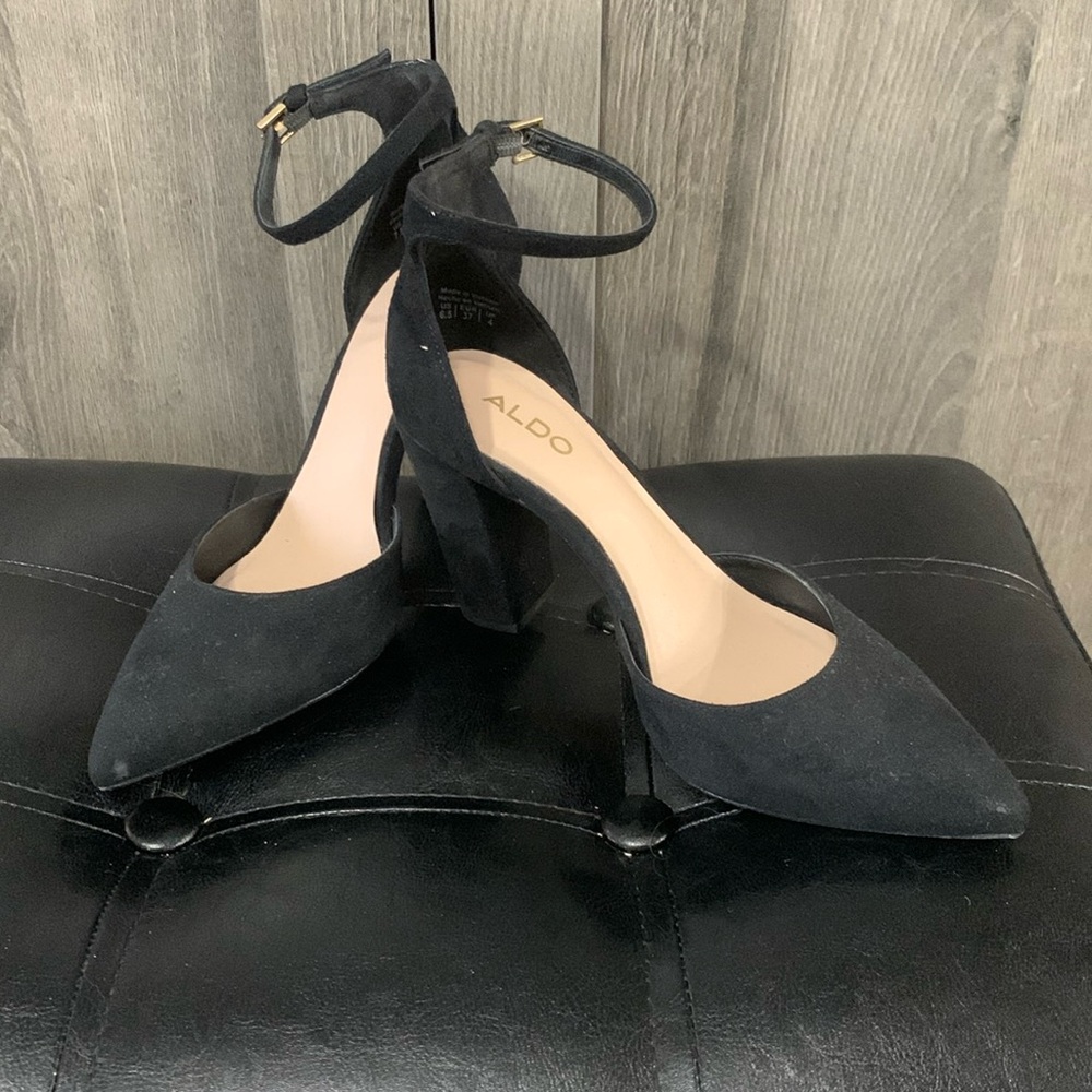 Aldo Black Velvet Elegant Chunky Heel Angle Buckle High Heel Shoe Size 6.5